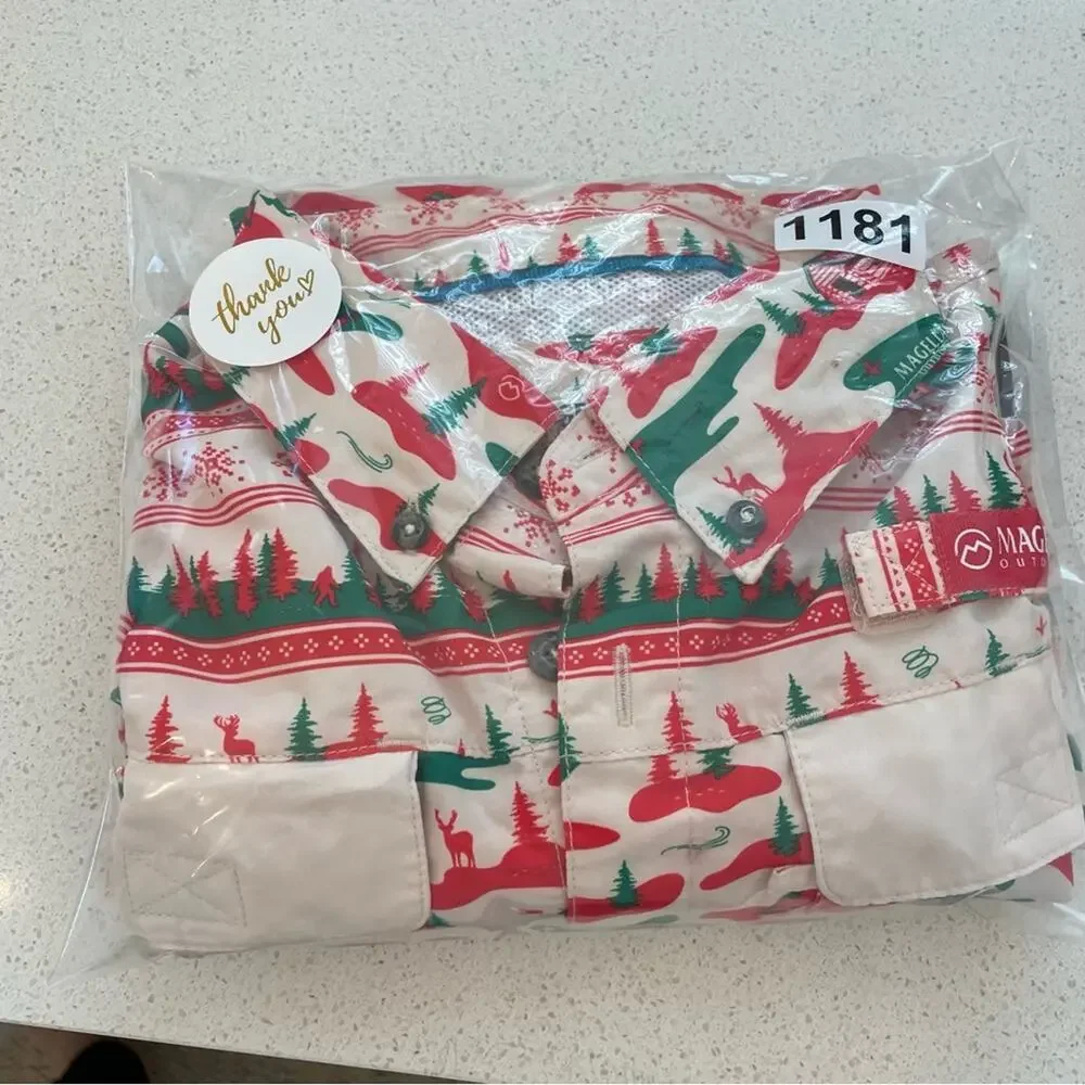 Magellan Christmas Top